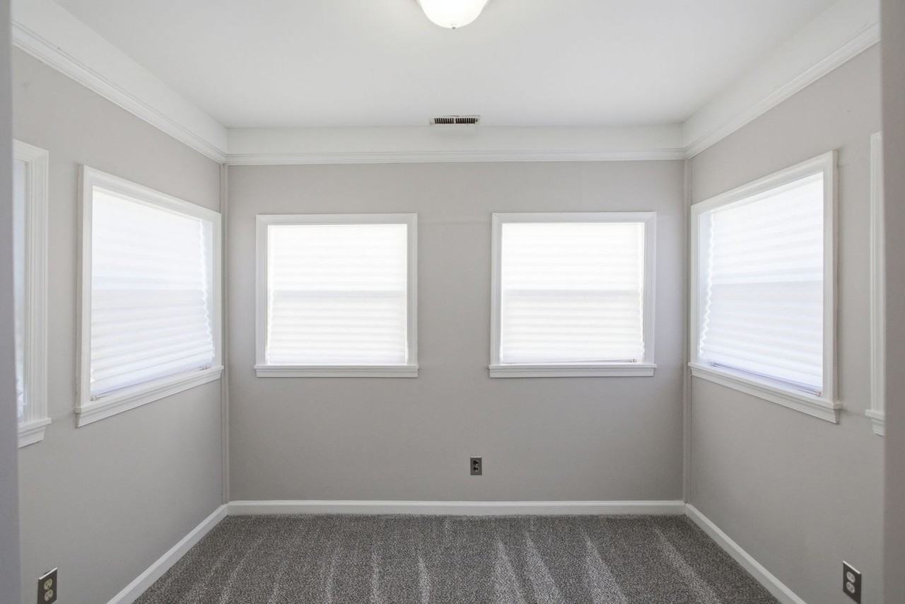 1245 17th St - Photo 6 of 19