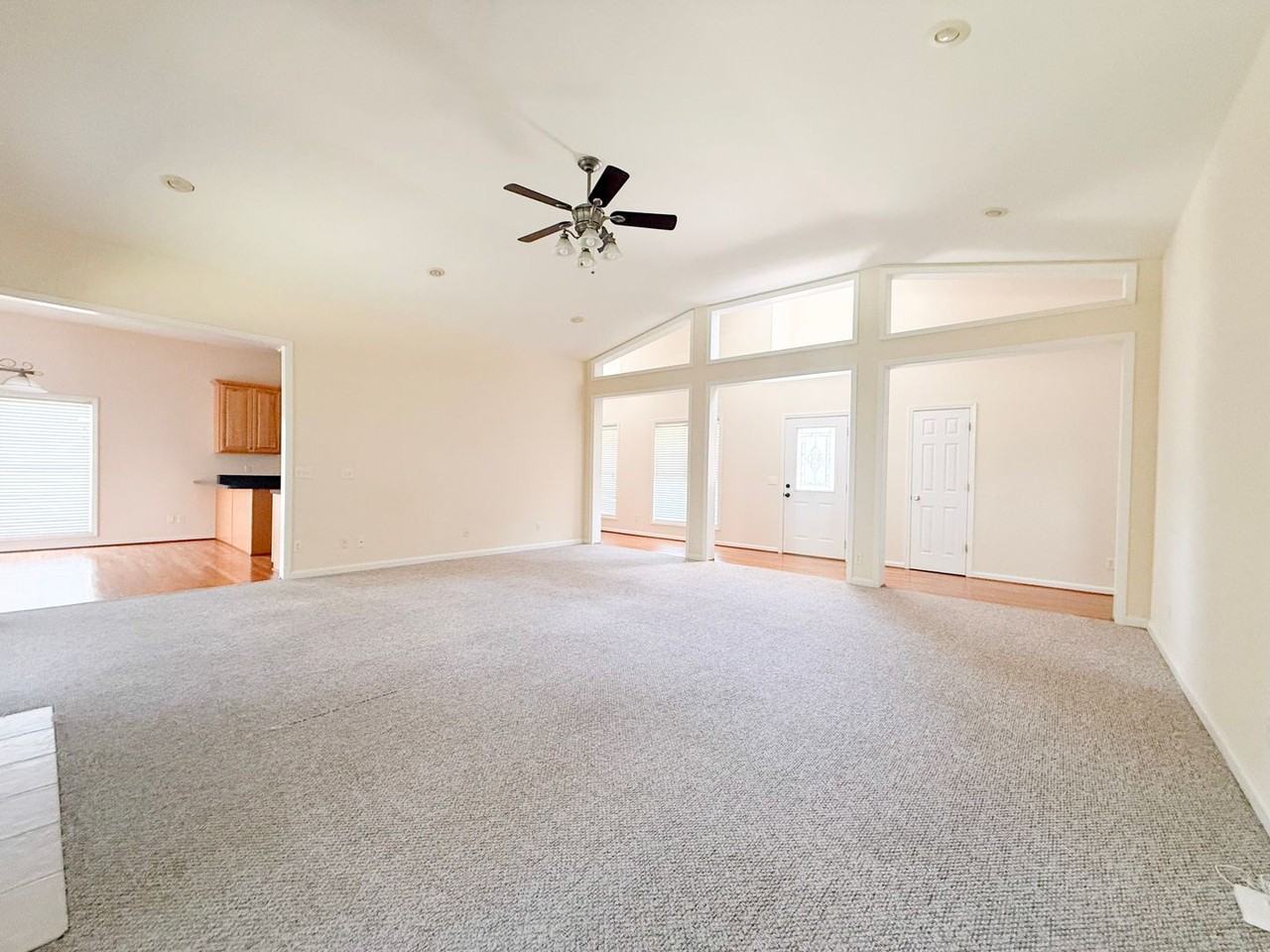 4565 Twin Creeks Dr - Photo 6 of 38