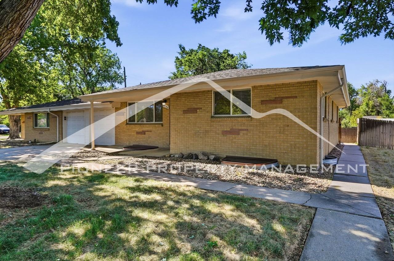 9704 W 17th Ave - Photo 2 of 25