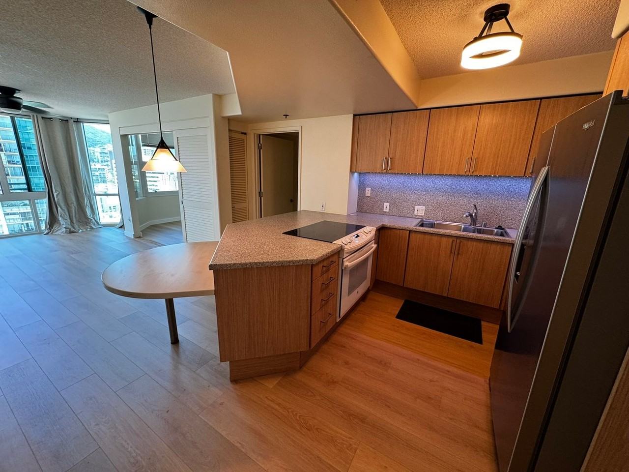 801 S King St #1508 - Photo 6 of 20