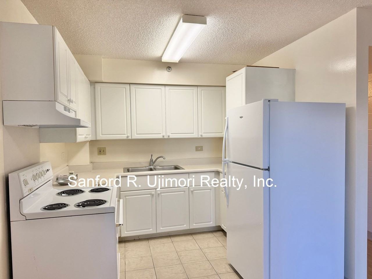 1074 Lunalilo St #305 - Photo 3 of 6