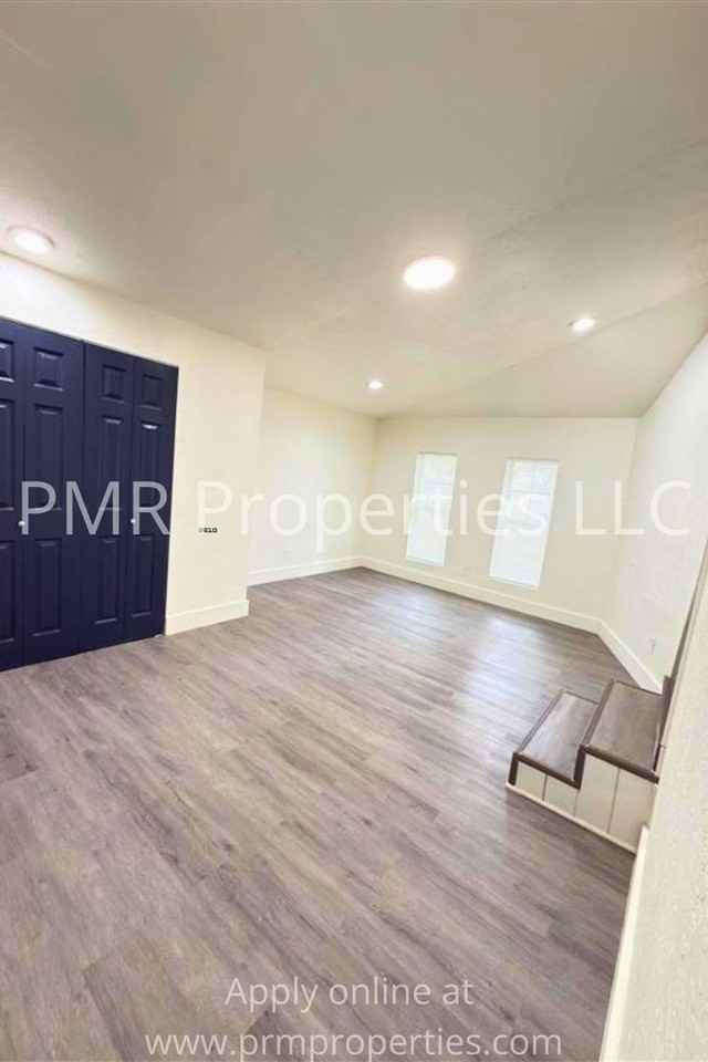 1706 Nw Cherry Ave - Photo 6 of 12