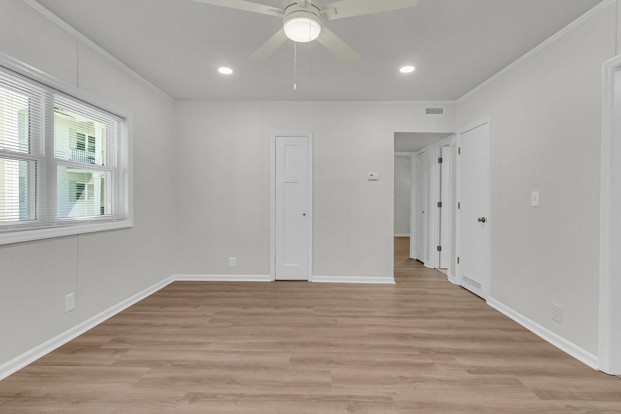 106 Germantown Rd - Photo 2 of 50