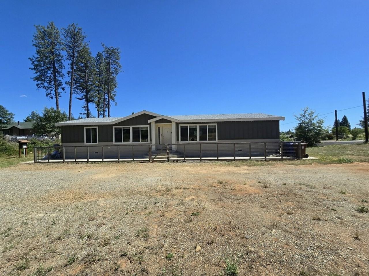 6272 Oak Way - Photo 2 of 3