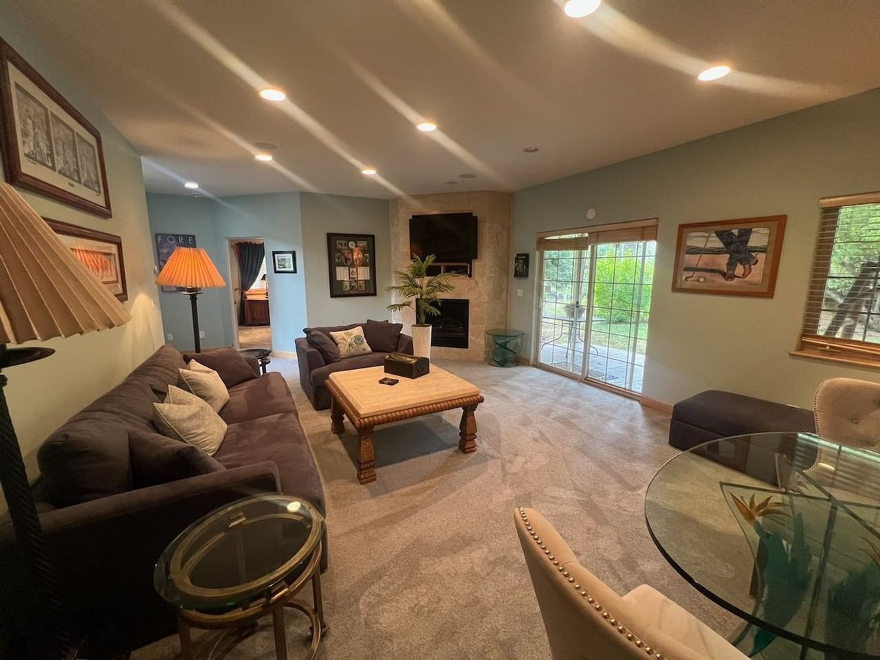 265 Deer Ct - Photo 6 of 23