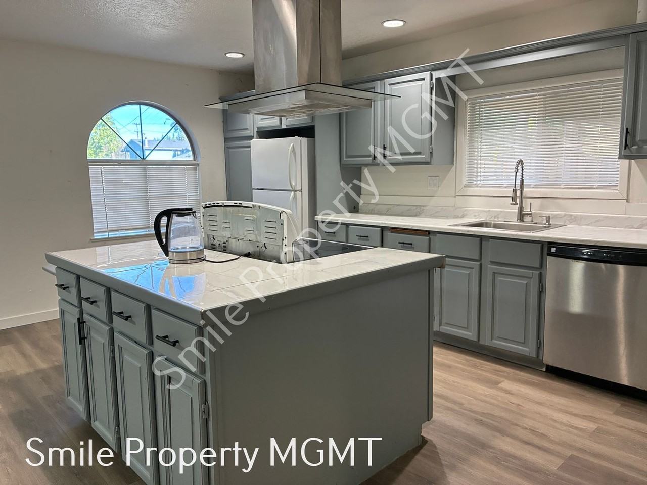 6555 Se 97th Ave - Photo 4 of 16