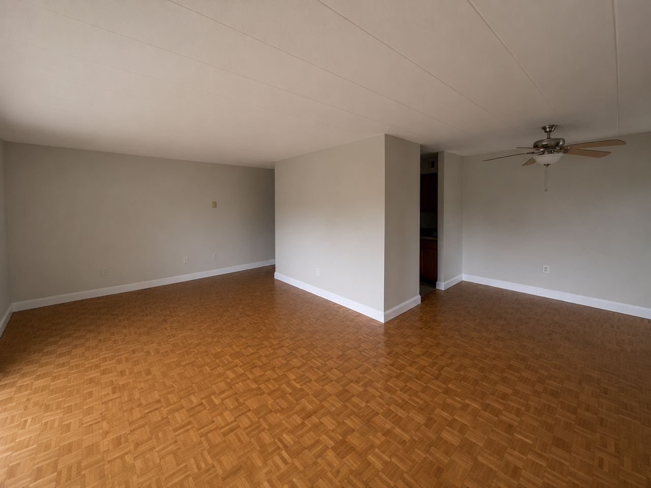 Blackstone Apartments - Photo 4 of 31