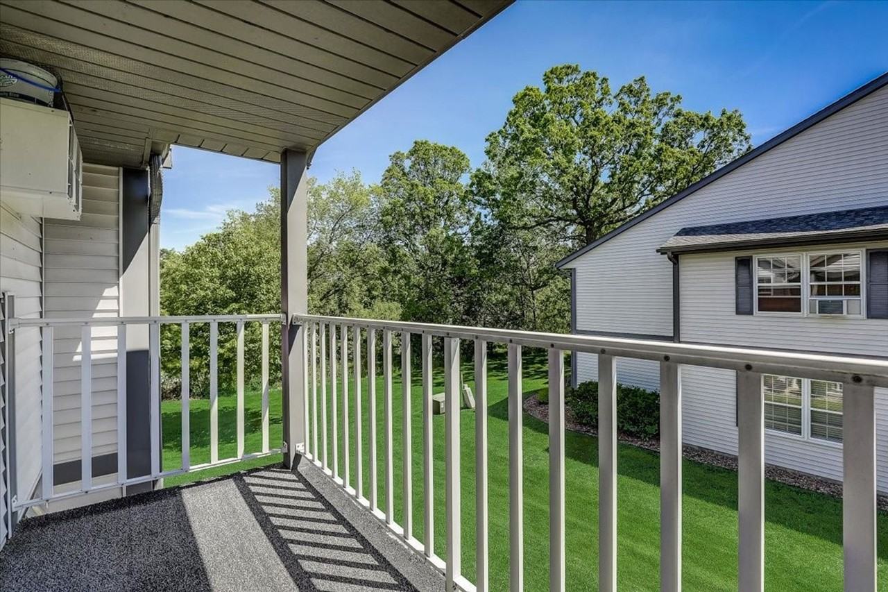 390 Auburn Meadows Ct #A - Photo 2 of 4