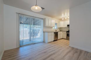 816 E 10th St - Photo 1 of 1