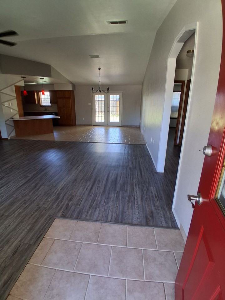 2003 Boxwood St - Photo 2 of 20