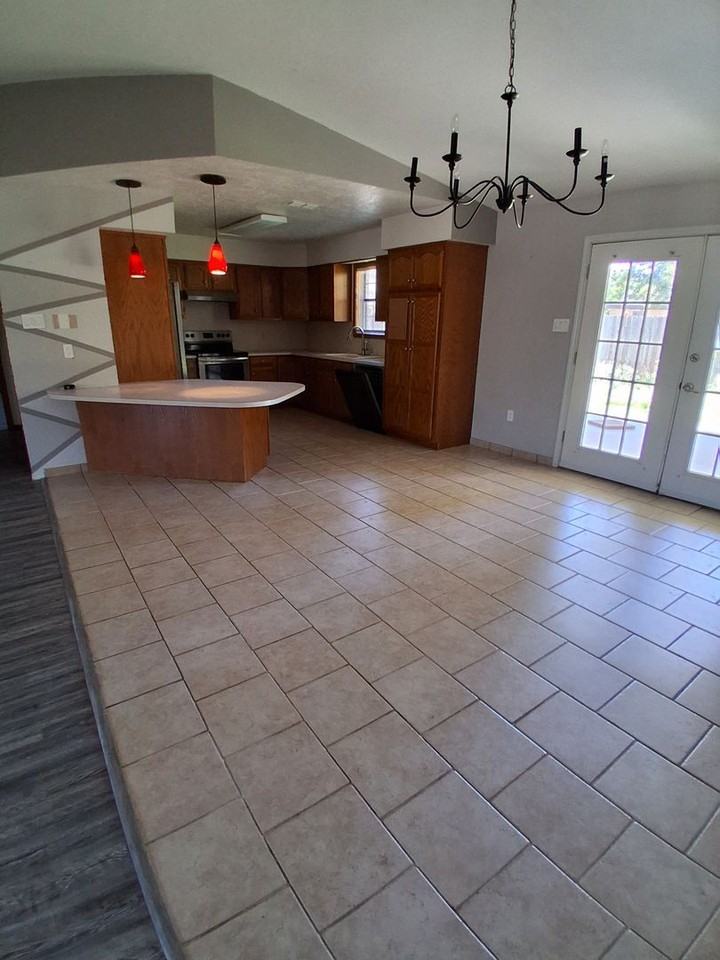 2003 Boxwood St - Photo 6 of 20