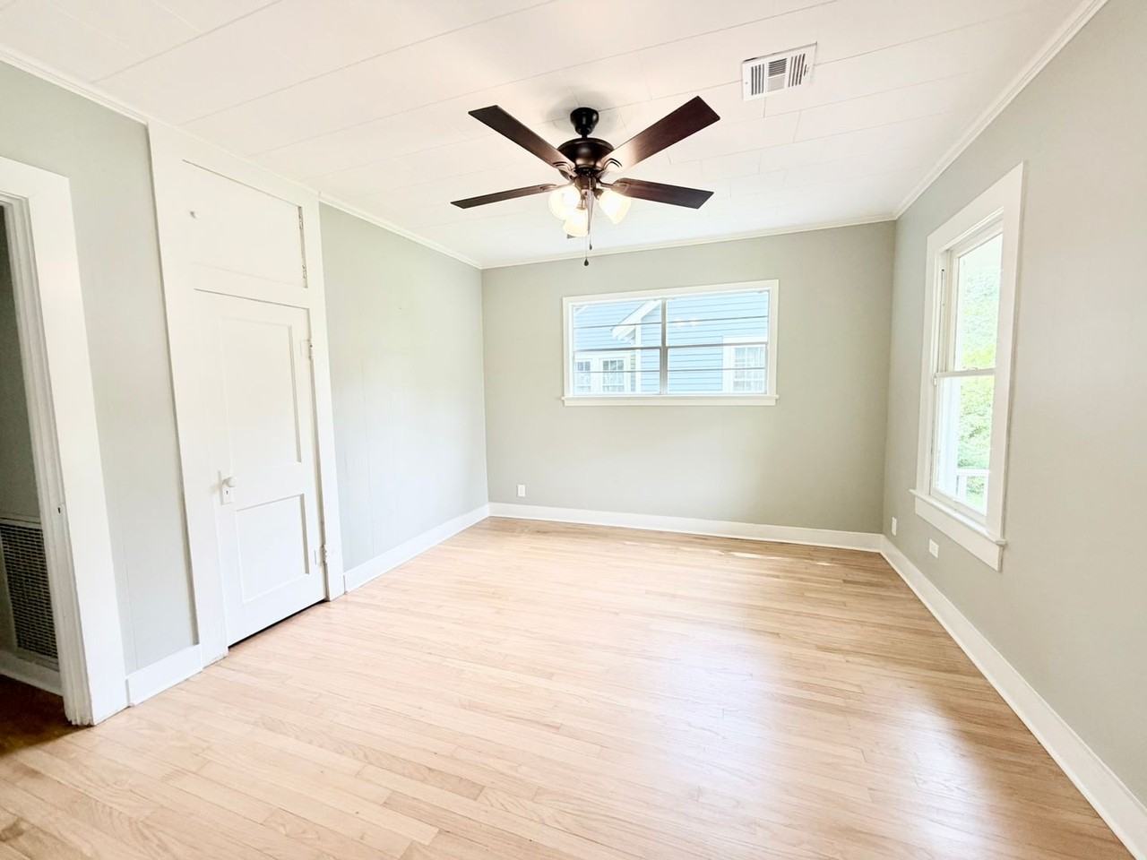 526 Evangeline Dr - Photo 6 of 14