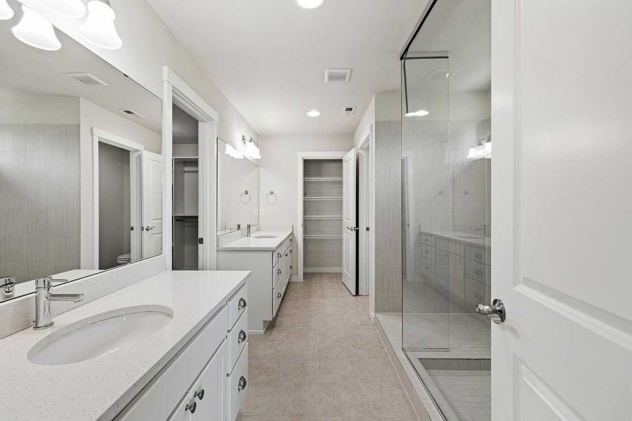 12920 136th Pl Ne - Photo 7 of 22