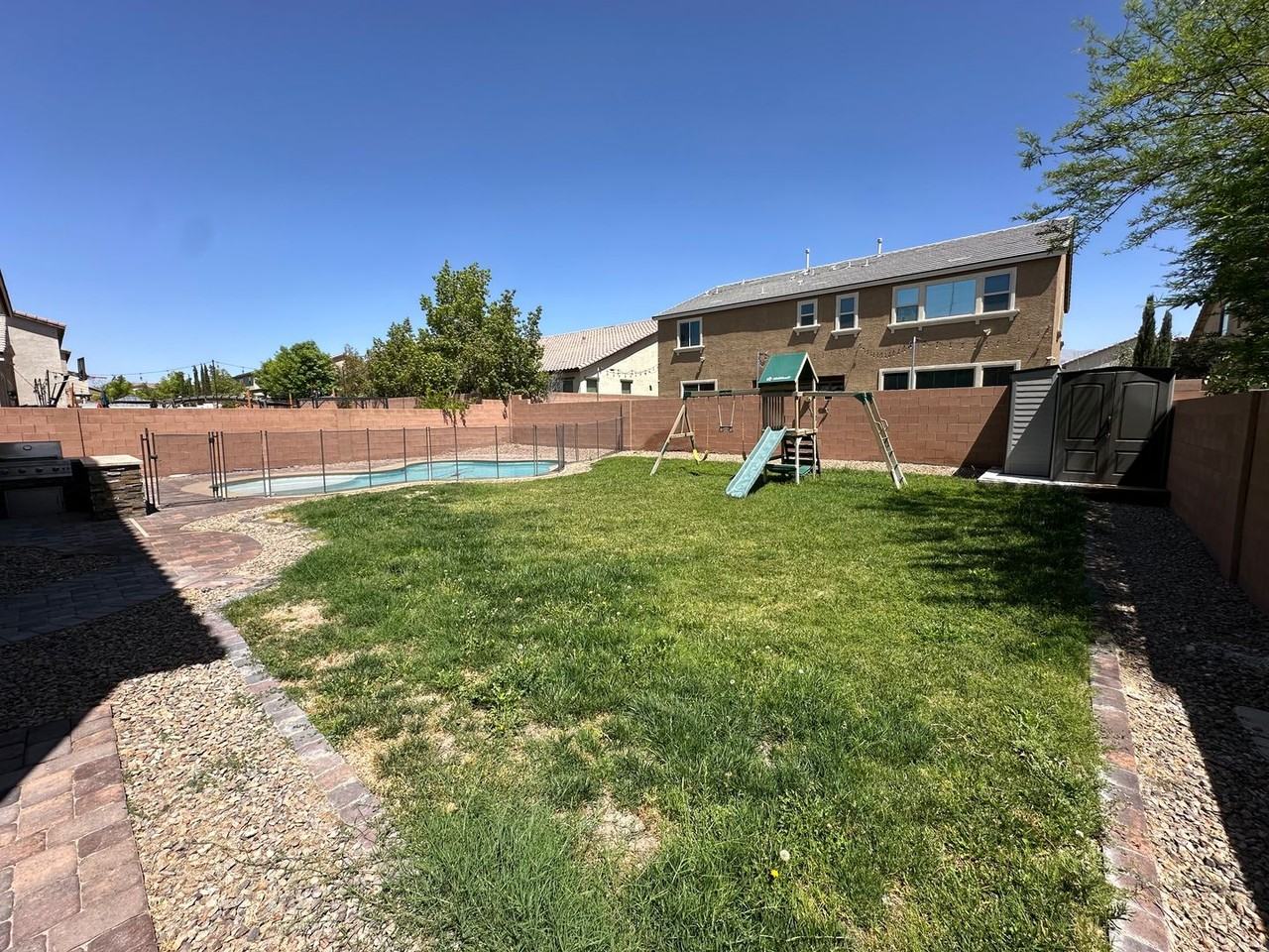 816 Bluebird Hill Ave - Photo 5 of 47