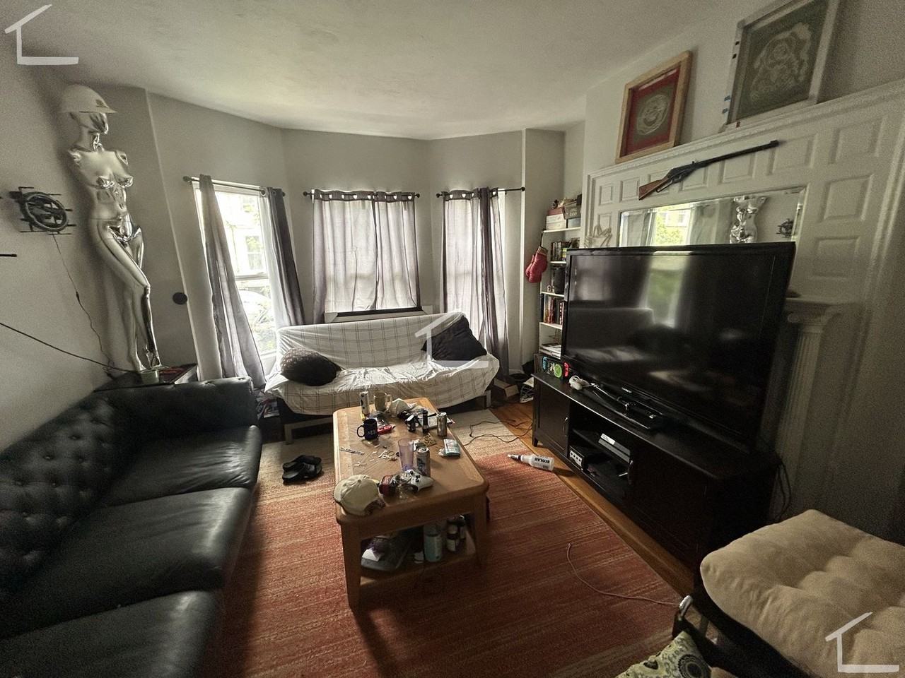 36 Hooker St - Photo 2 of 10