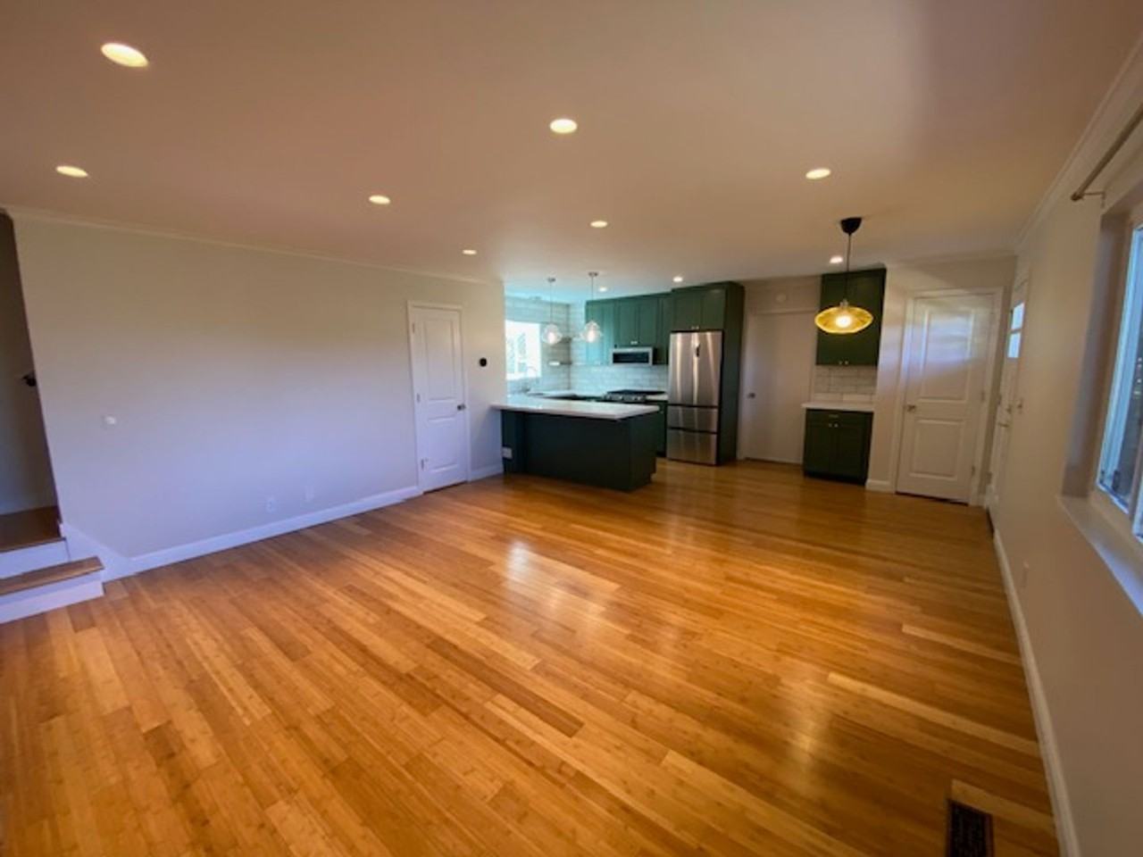 2121 David Ave - Photo 5 of 50