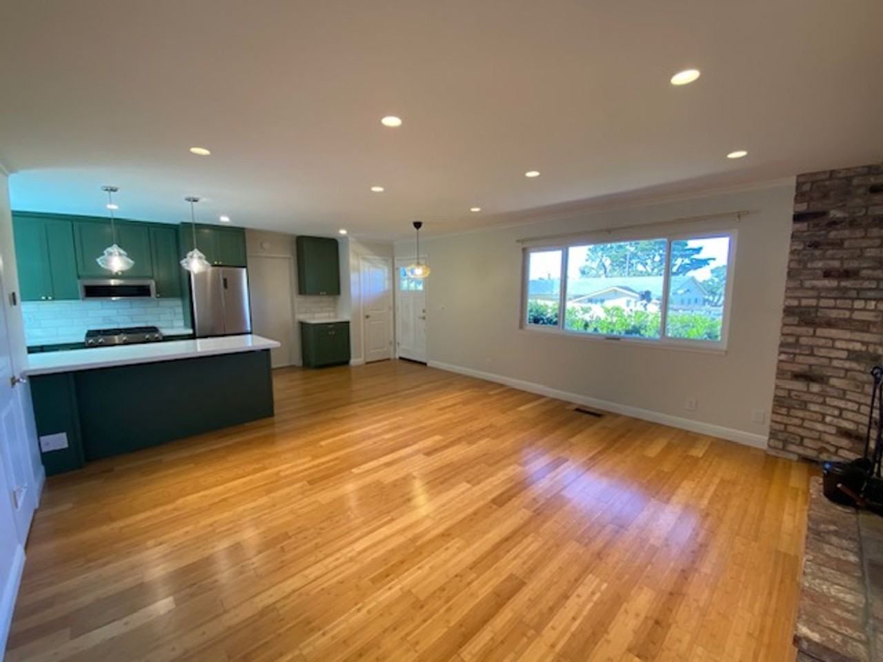 2121 David Ave - Photo 6 of 50