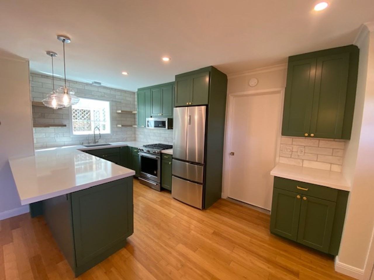 2121 David Ave - Photo 7 of 50