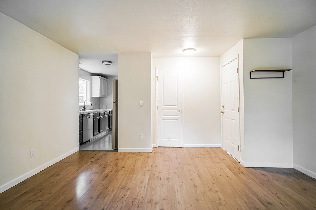 4226 Sw Garden Home Rd - Photo 3 of 18