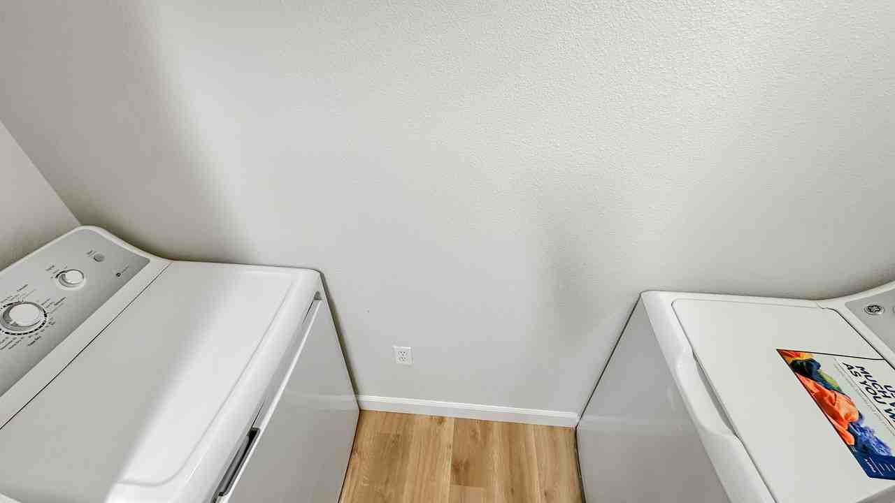 1121 40th St #5206 - Photo 2 of 13