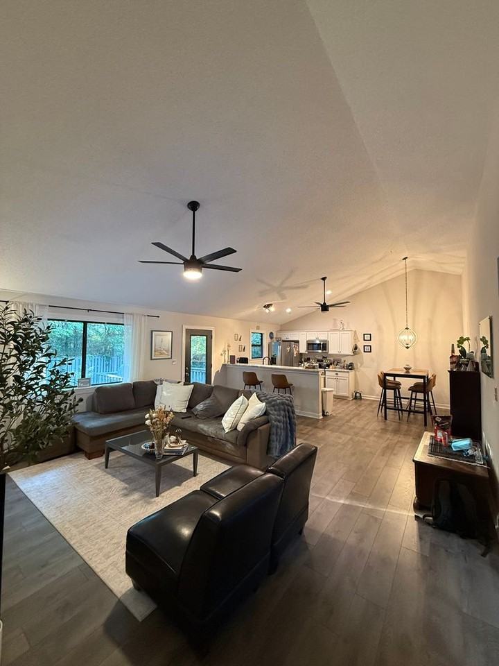 4104 Cheney Pl - Photo 2 of 14