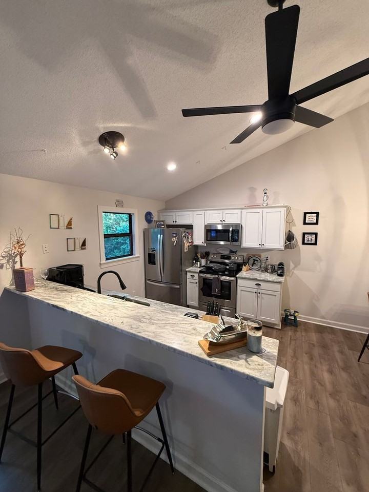 4104 Cheney Pl - Photo 5 of 14