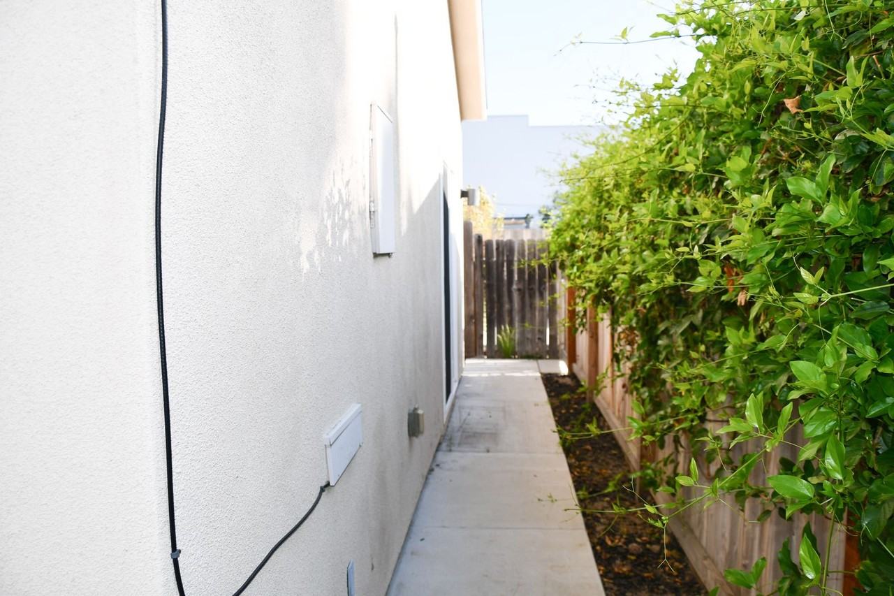 132 S Lime St - Photo 5 of 39