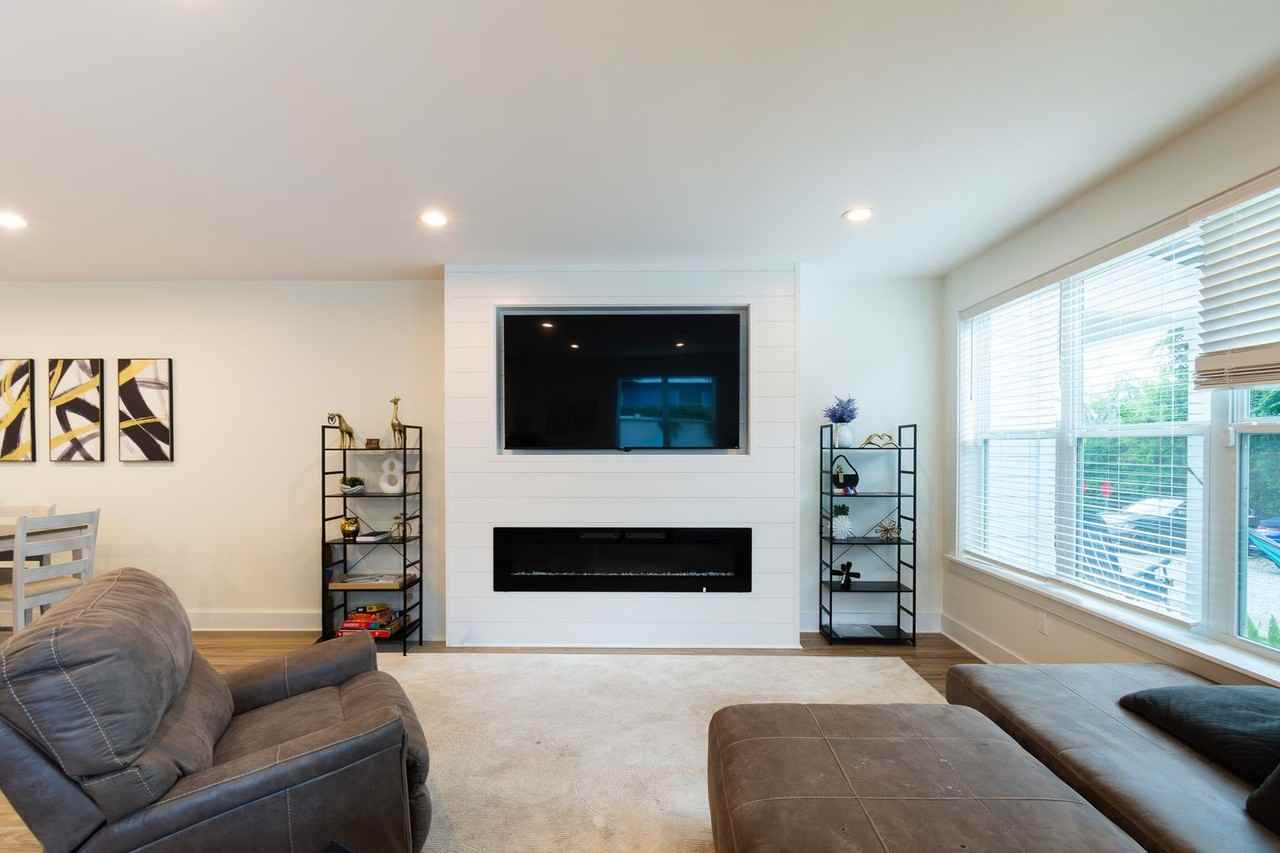 812 Sw 5th Ter - Photo 3 of 31