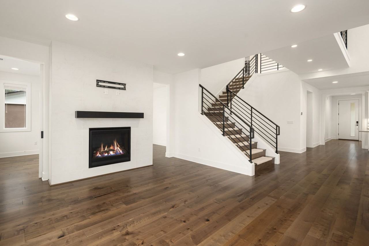 7967 112th Ln Se - Photo 2 of 40