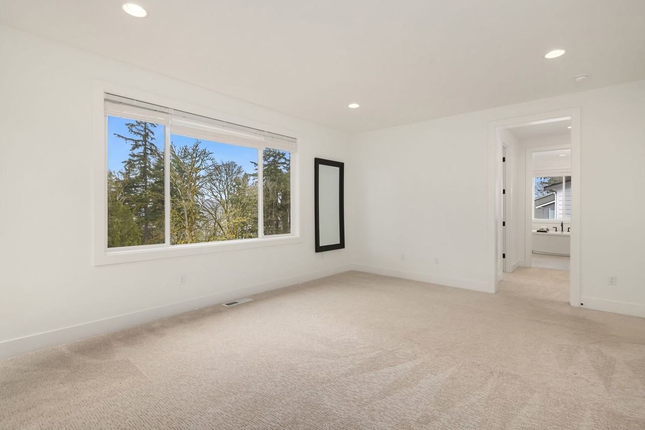 7967 112th Ln Se - Photo 4 of 40