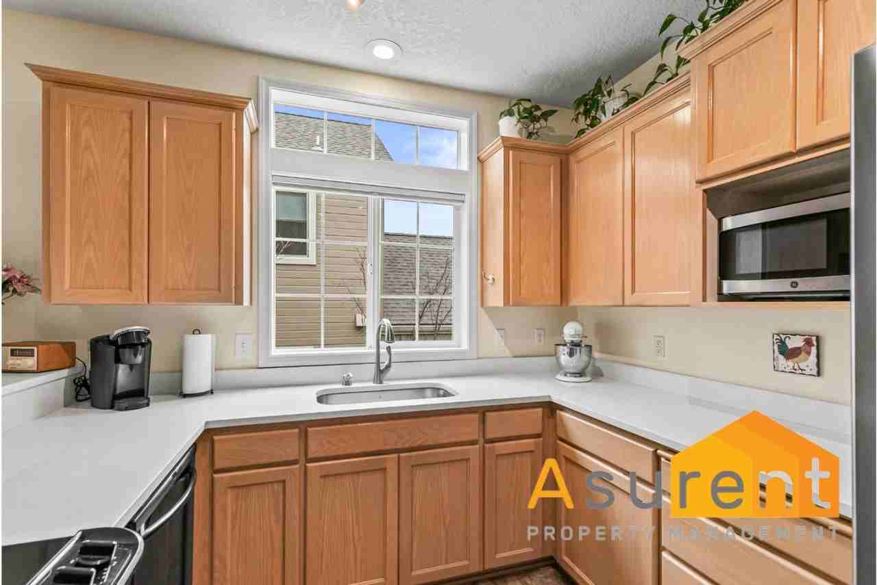 500 Starflower Ln - Photo 5 of 12