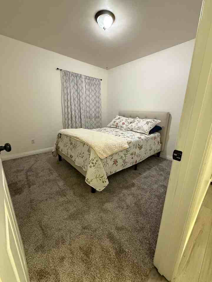 327 Northgate St #A - Photo 4 of 8