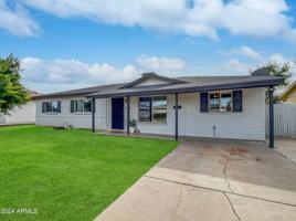 featured image of 1415 W 7th St