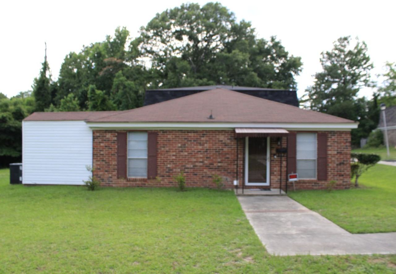 2248 Winston Way - Photo 3 of 30