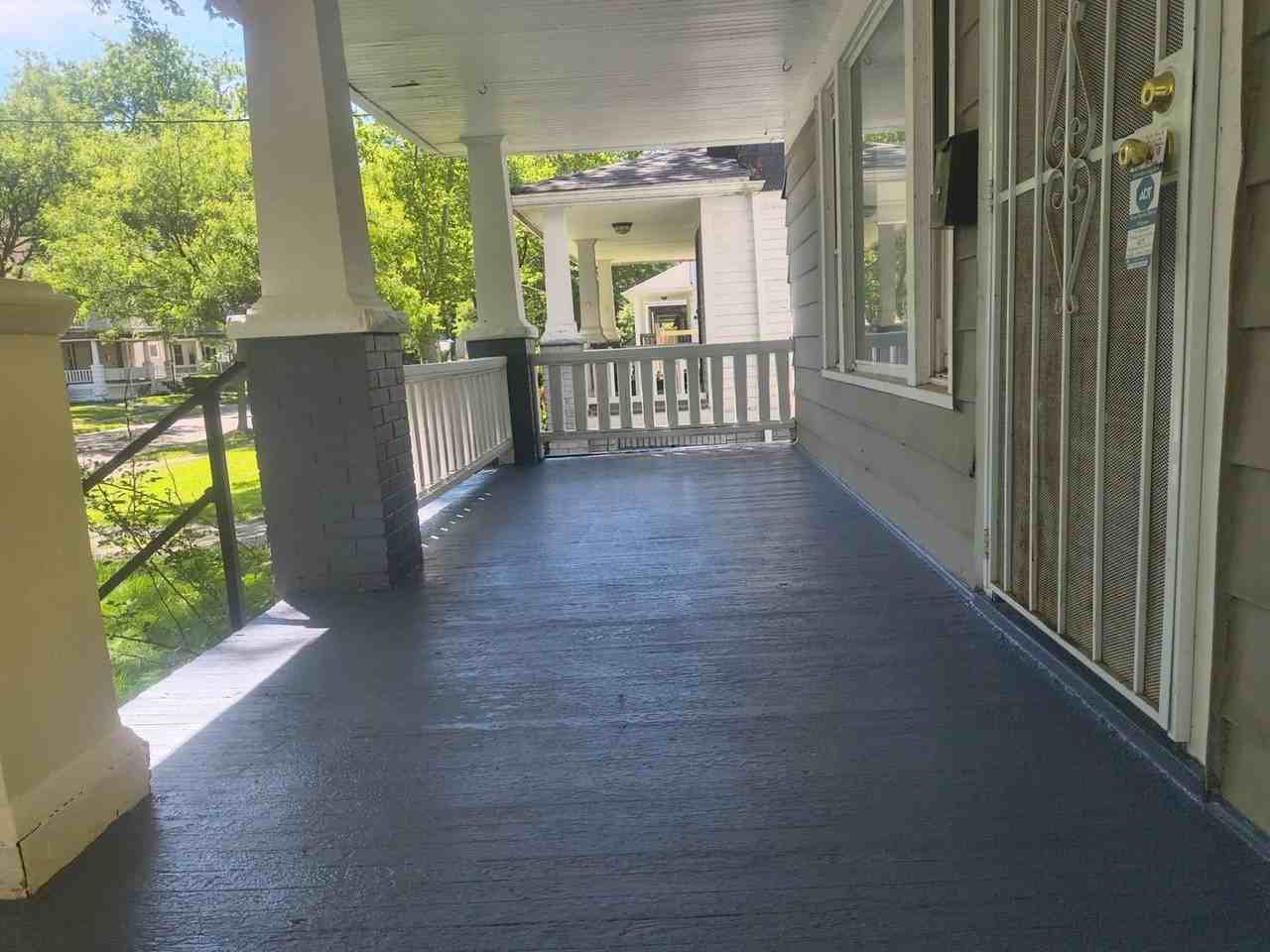 9901 Yale Ave - Photo 2 of 15