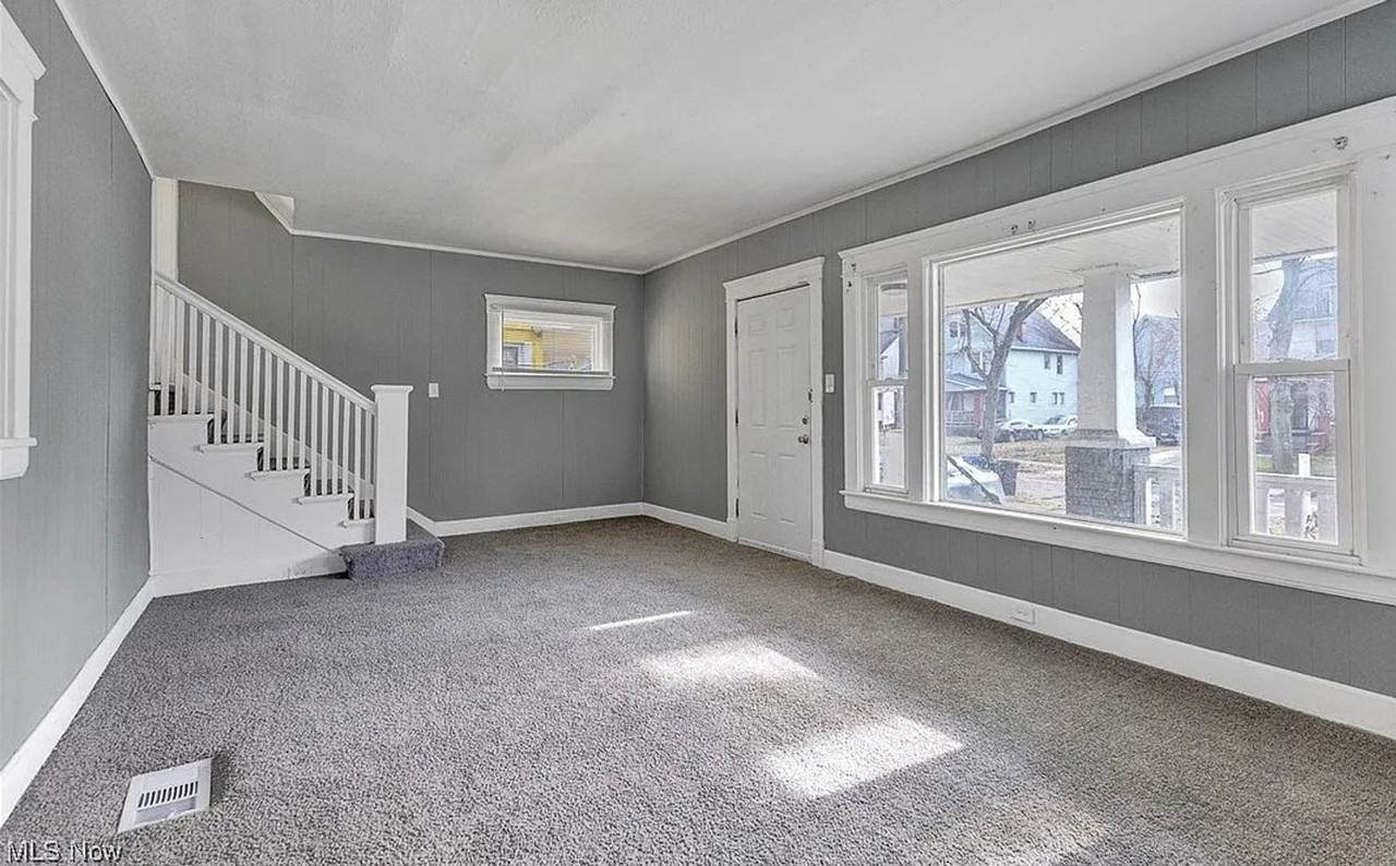 9901 Yale Ave - Photo 5 of 15
