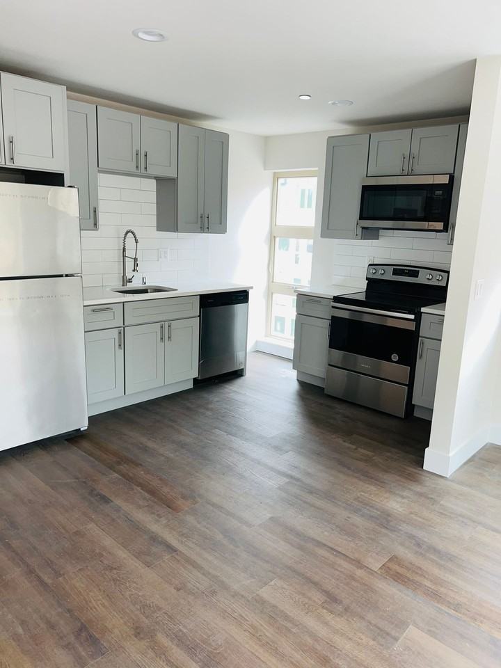 South Lane Apartments - Photo 4 of 50