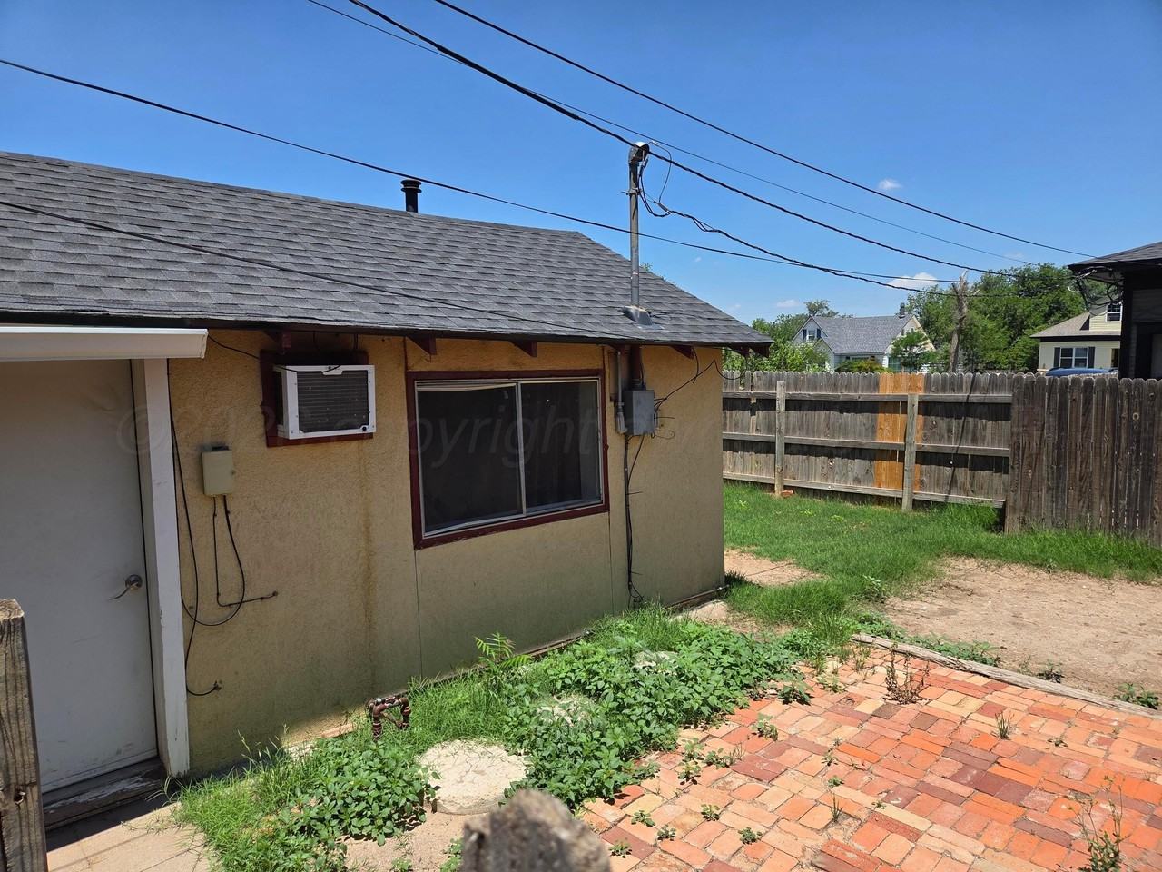 1908 3rd Ave - Photo 3 of 16