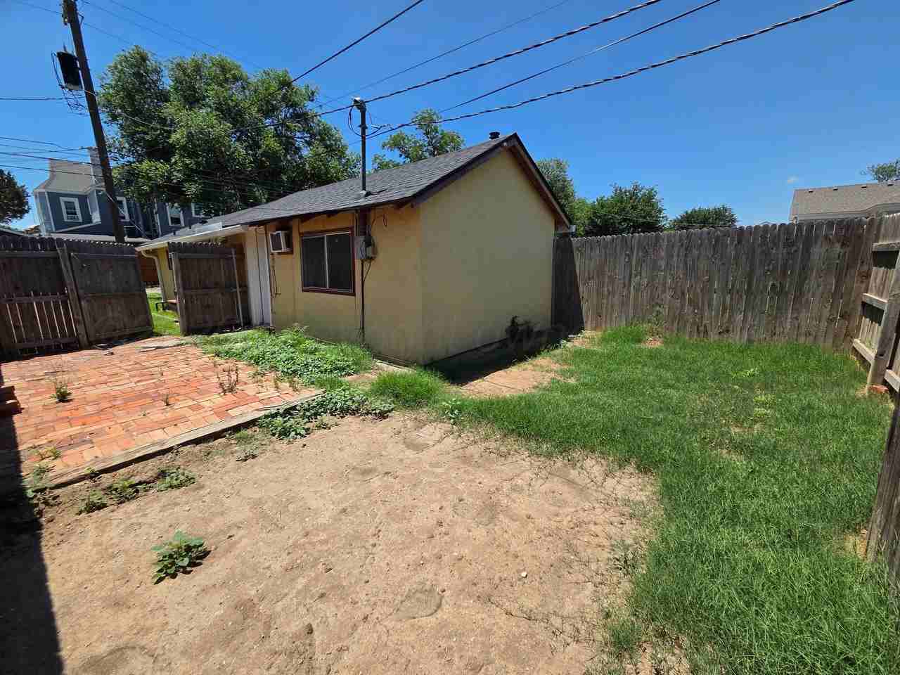 1908 3rd Ave - Photo 6 of 16