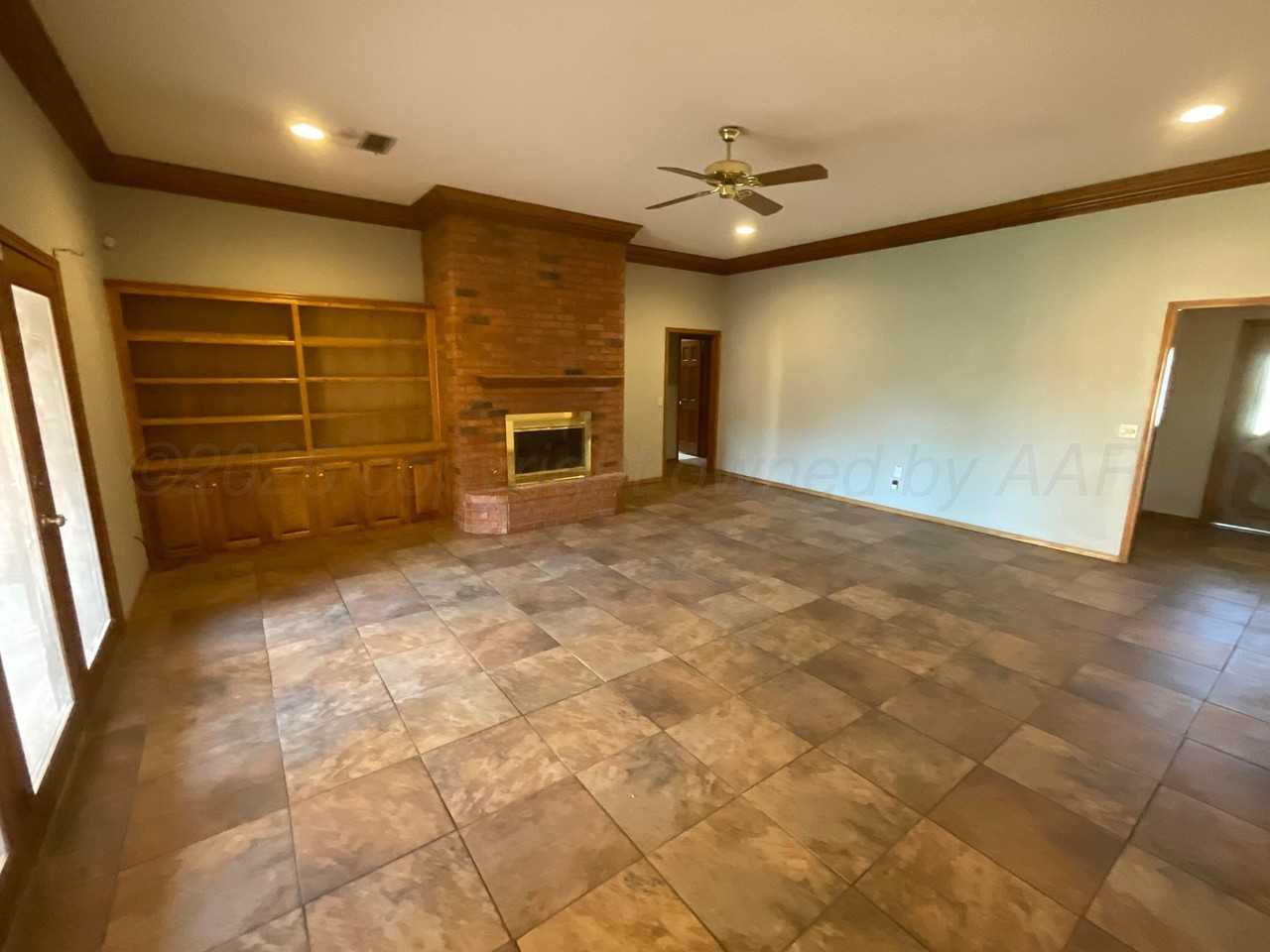 7812 Legend Ave - Photo 2 of 18