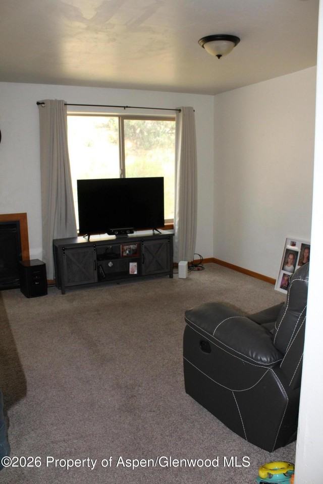3119 Howard Ave - Photo 6 of 9