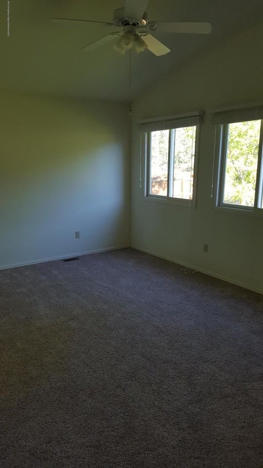 267 Buckthorn Rd - Photo 3 of 11