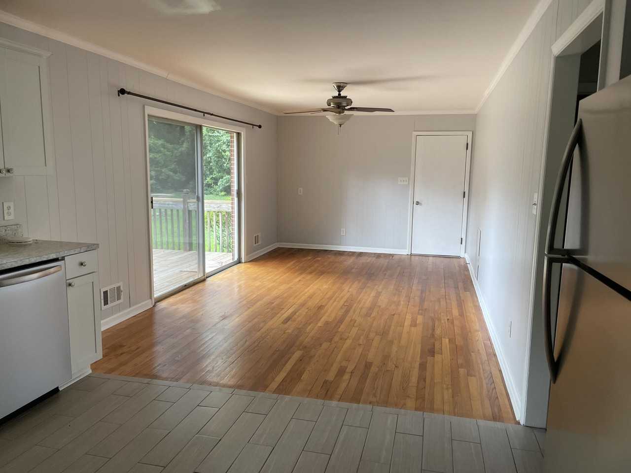 1115 Williams Dr - Photo 5 of 14