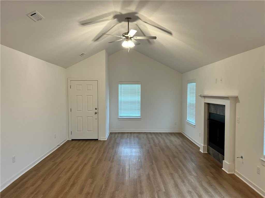 502 N Cresswell Dr - Photo 2 of 16
