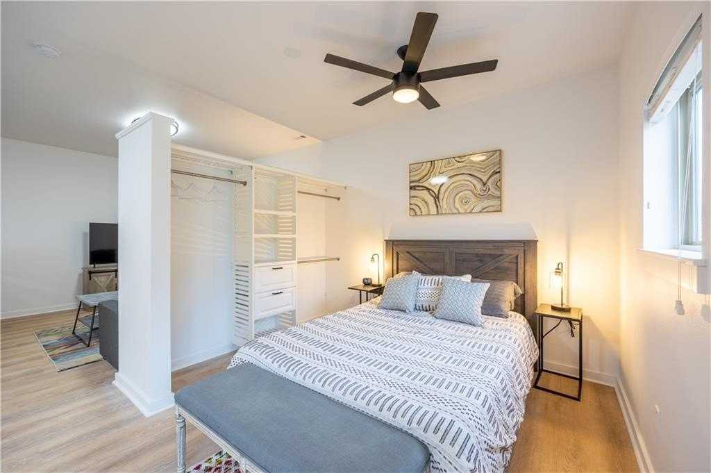 302 Sw 6th St #22 - Photo 6 of 13