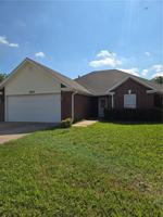 featured image of 1703 N Valor