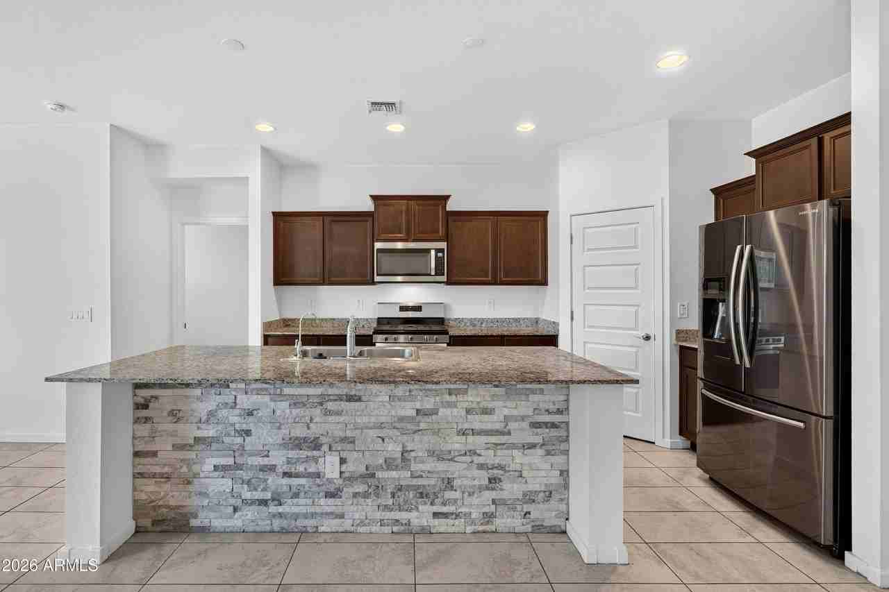 293 W Salali Trl - Photo 6 of 33