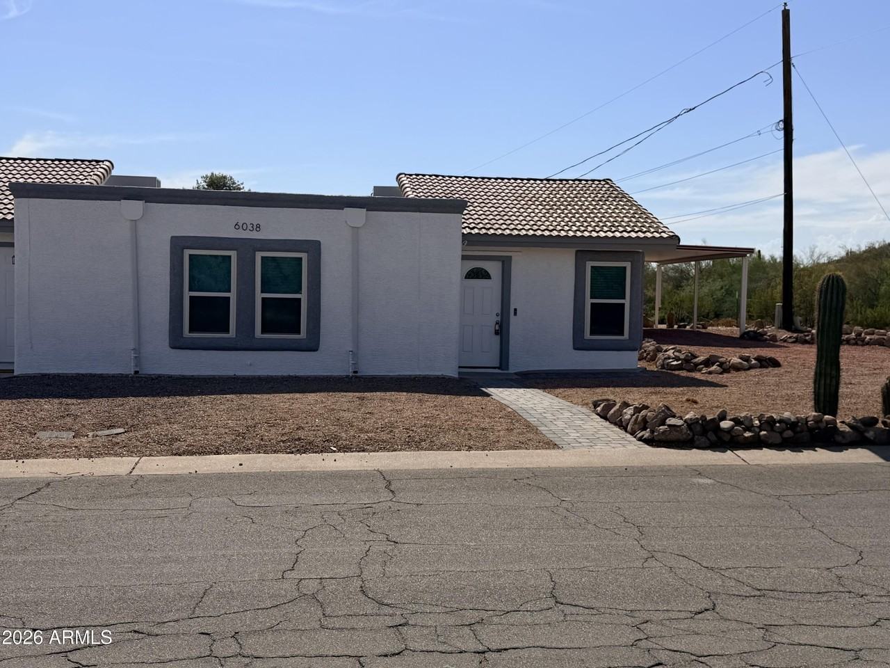 6038 S Alameda Rd #2 - Photo 2 of 23