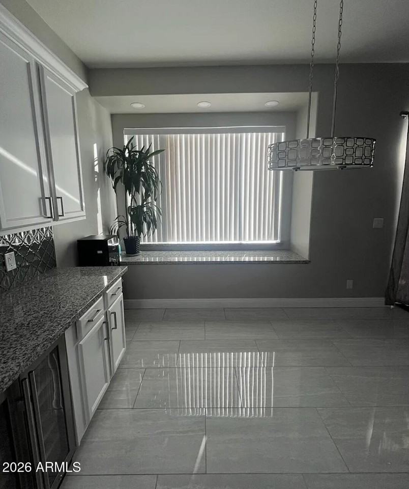 1442 W Coral Reef Dr - Photo 6 of 19