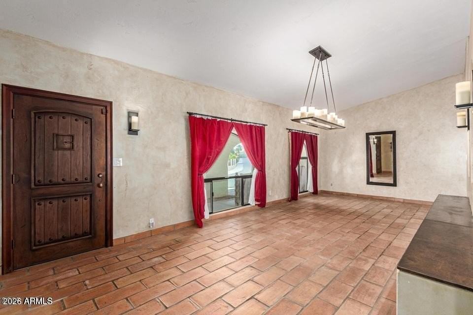 239 E Aster Dr - Photo 2 of 25